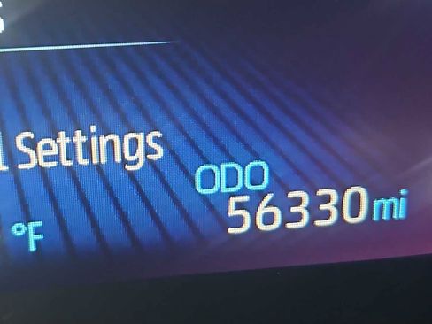 Used 2020 Toyota Corolla LE image 10