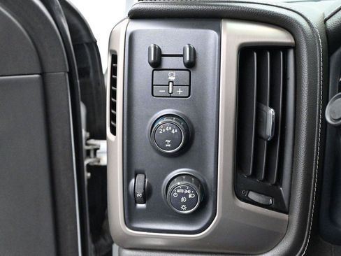 Used 2019 GMC Sierra 2500 Denali w/ Duramax Plus Package AWD/4WD image 26