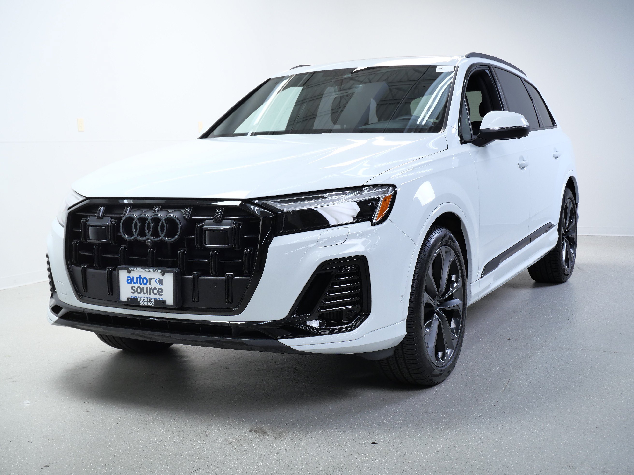 Used 2026 Audi Q7 3.0T Premium Plus w/ Premium Plus Package AWD/4WD image 12