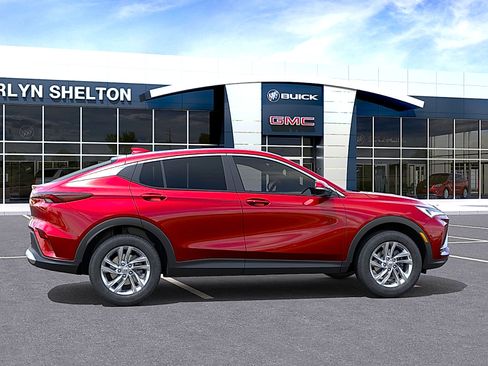 New 2026 Buick Envista Preferred FWD image 5