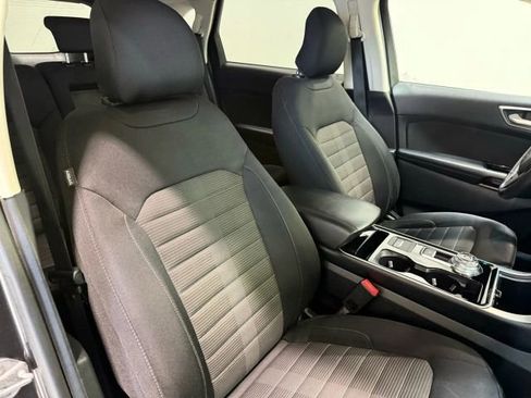 Used 2019 Ford Edge SEL image 19