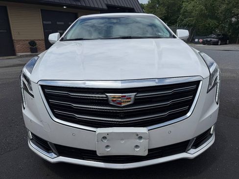 Used 2018 Cadillac XTS Luxury w/ Driver Awareness Package FWD image 2