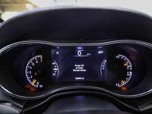 Used 2018 Jeep Grand Cherokee Limited w/ Luxury Group II AWD/4WD image 12