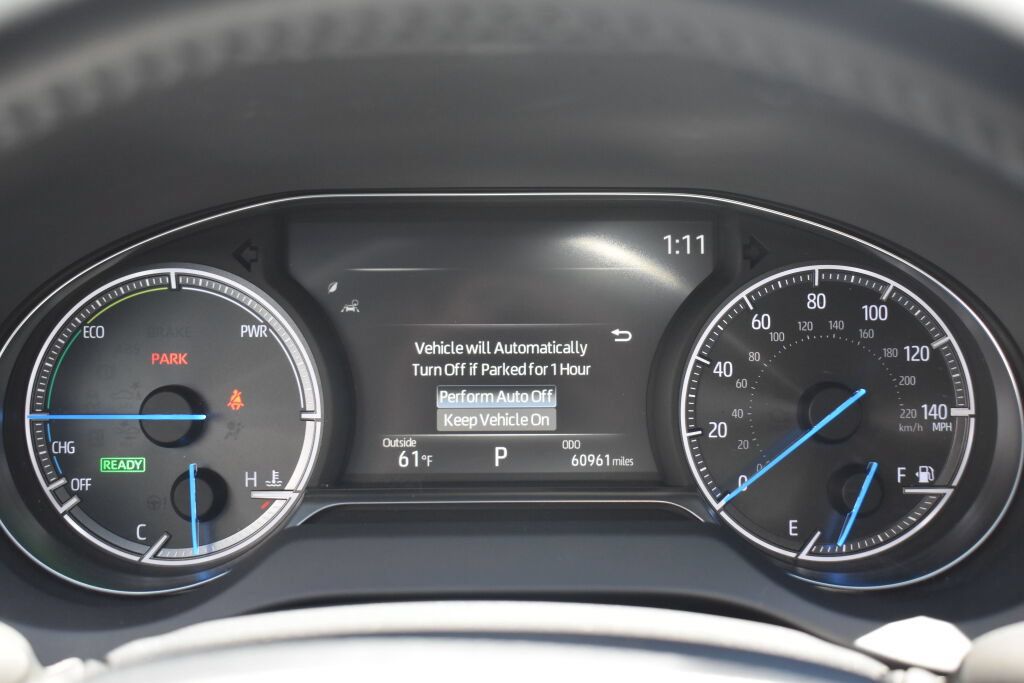 Certified 2024 Toyota Venza XLE AWD/4WD image 10