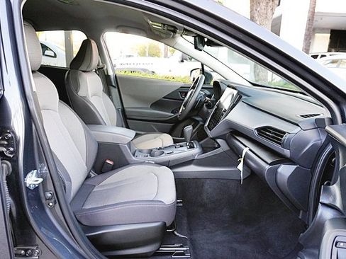 Used 2024 Subaru Crosstrek 2.0i Premium image 11