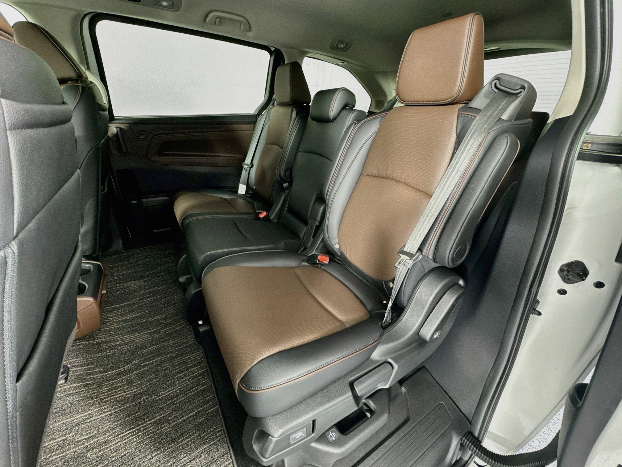 New 2027 Honda Odyssey Elite image 25
