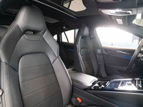 Certified 2025 Porsche Panamera 4S AWD/4WD image 17
