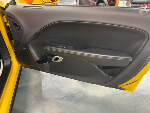 Used 2017 Dodge Challenger SRT w/ Technology Group image 42