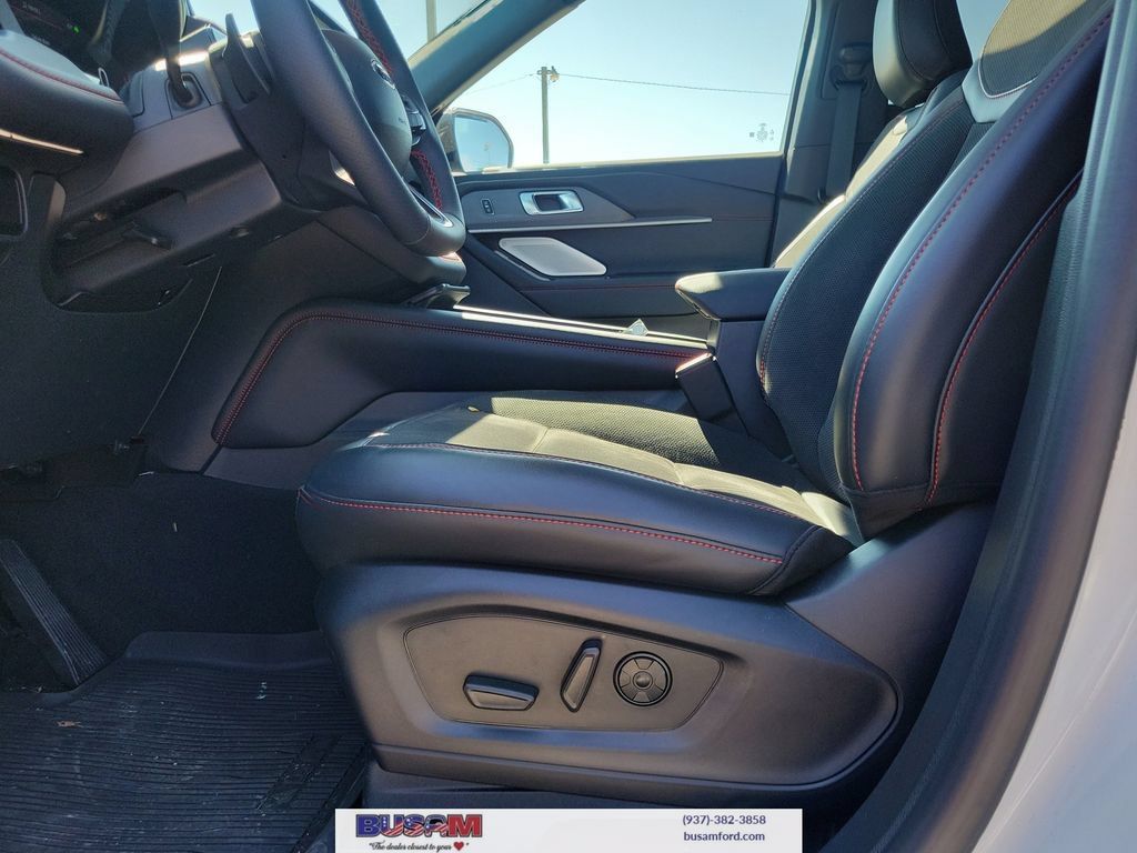 Used 2025 Ford Explorer ST w/ Sun And Sound Package AWD/4WD image 14