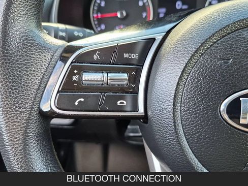 Used 2020 Kia Forte LXS FWD image 17