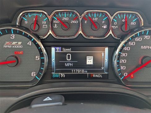 Used 2018 Chevrolet Silverado 1500 LT w/ All Star Edition image 23