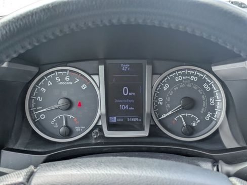 Used 2017 Toyota Tacoma SR5 w/ Tow Package image 13