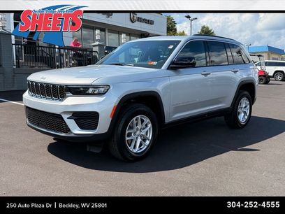 New 2025 Jeep Grand Cherokee Laredo X w/ Luxury Tech Group I