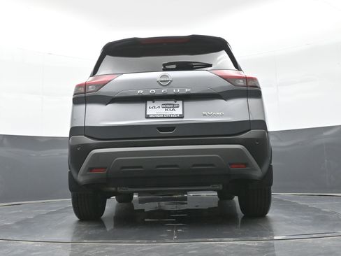 Used 2023 Nissan Rogue SV AWD/4WD image 38