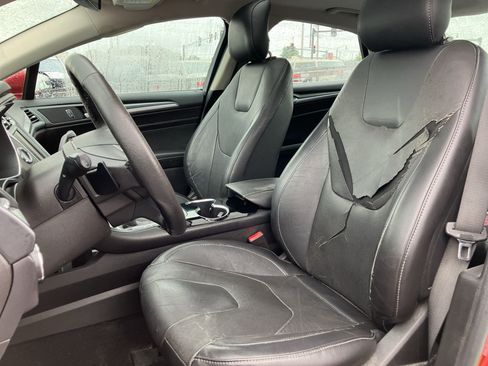 Used 2014 Ford Fusion Titanium FWD image 27
