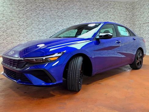 New 2026 Hyundai Elantra SEL Sport image 8