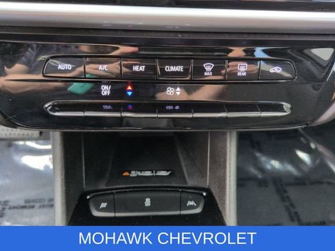 Used 2023 Chevrolet Bolt EUV LT w/ Driver Confidence Package FWD image 19