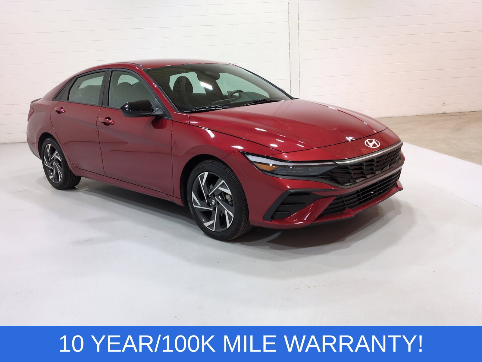 Used 2025 Hyundai Elantra Sport FWD 360° Tour