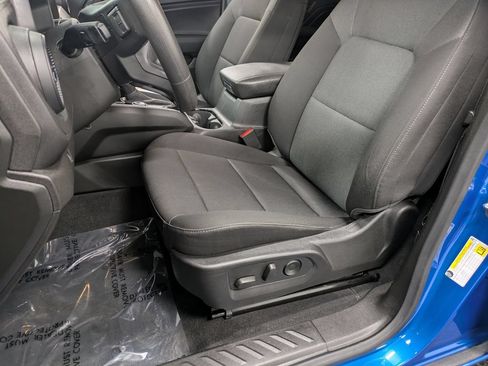 Used 2024 Chevrolet Colorado Trail Boss w/ Safety Package AWD/4WD image 11