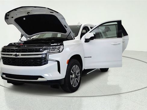 Used 2024 Chevrolet Tahoe LS AWD/4WD image 10