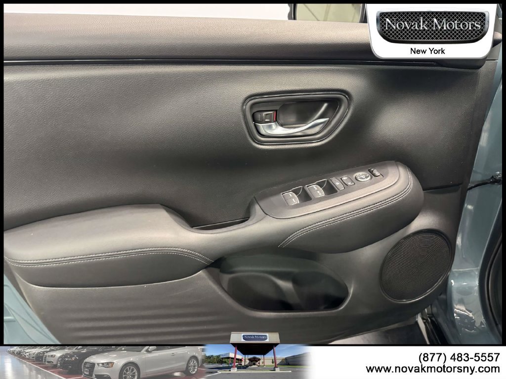 Used 2024 Honda HR-V EX-L image 17