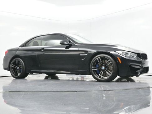 Used 2015 BMW M4 Convertible RWD image 43
