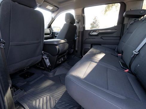 Used 2023 Chevrolet Silverado 1500 RST w/ Z71 Off-Road Package image 31