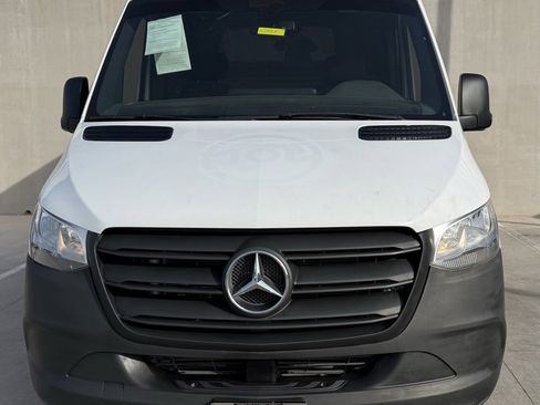 Used 2019 Mercedes-Benz Sprinter 144 Cargo image 2