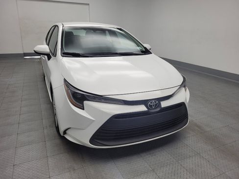 Used 2023 Toyota Corolla LE image 14