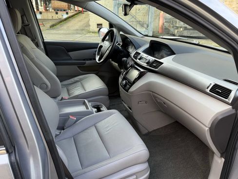 Used 2016 Honda Odyssey EX-L image 76