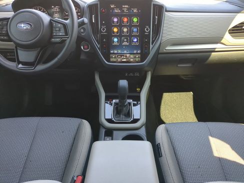Used 2025 Subaru Forester Premium w/ Convenience Package #1 AWD/4WD image 14