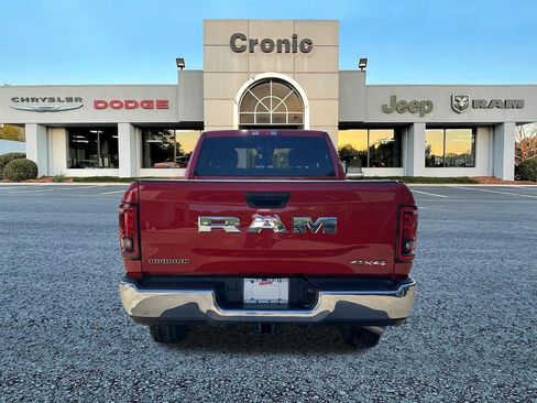 Used 2026 RAM 2500 Big Horn AWD/4WD image 4