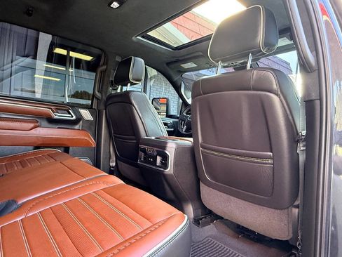 Used 2024 GMC Sierra 2500 Denali Ultimate w/ Snow Plow Prep/Camper Package AWD/4WD image 46