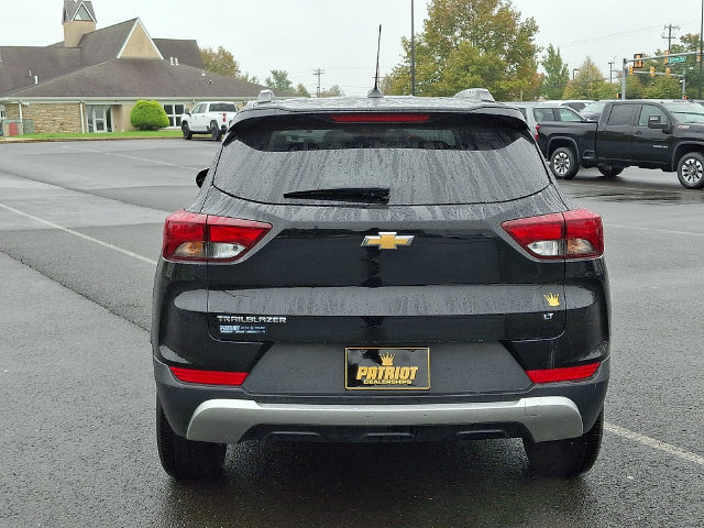Used 2023 Chevrolet TrailBlazer LT FWD image 5