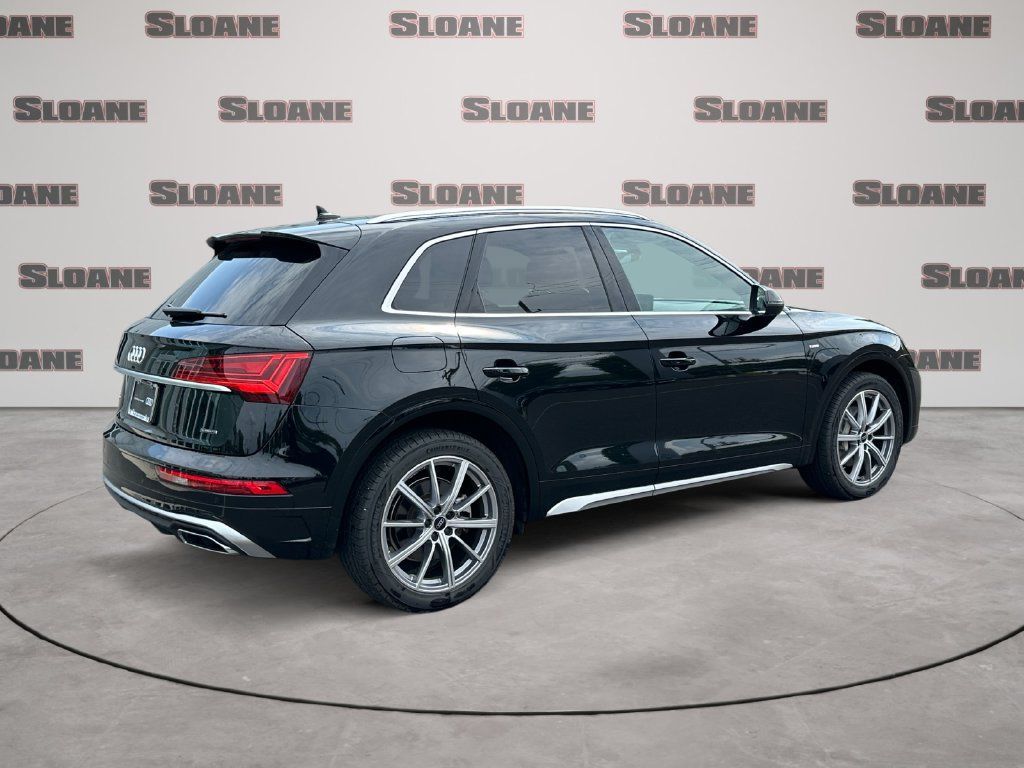 Certified 2023 Audi Q5 e Premium Plus AWD/4WD image 5