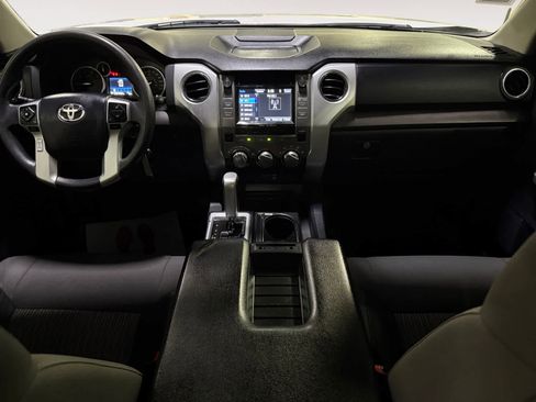 Used 2016 Toyota Tundra SR5 w/ SR5 Upgrade Package RWD image 17