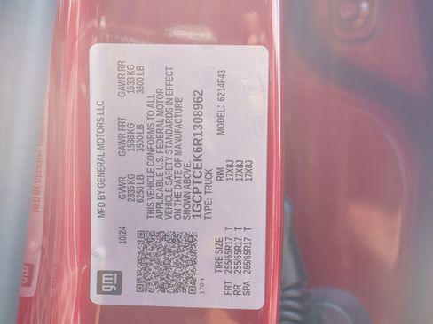 Used 2024 Chevrolet Colorado LT w/ LT Convenience Package III AWD/4WD image 48