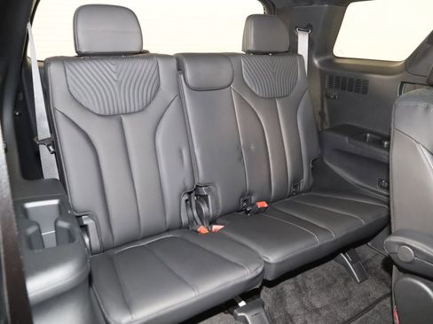 Used 2025 Hyundai Palisade Calligraphy AWD/4WD image 16