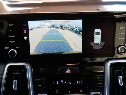 Certified 2022 Kia Sorento S w/ Panoramic Sunroof Package image 27