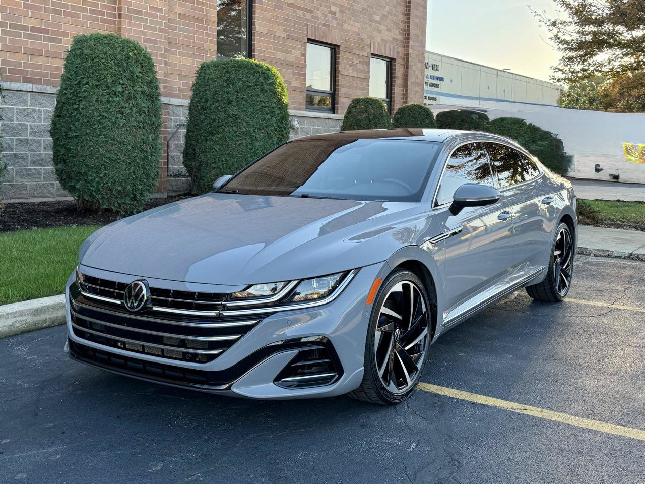 Used 2023 Volkswagen Arteon SEL Premium AWD/4WD image 9