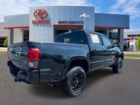 Used 2022 Toyota Tacoma SR5 w/ Technology Package RWD image 9