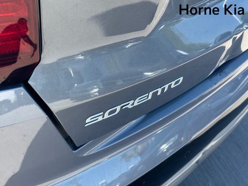 Used 2023 Kia Sorento S FWD image 29