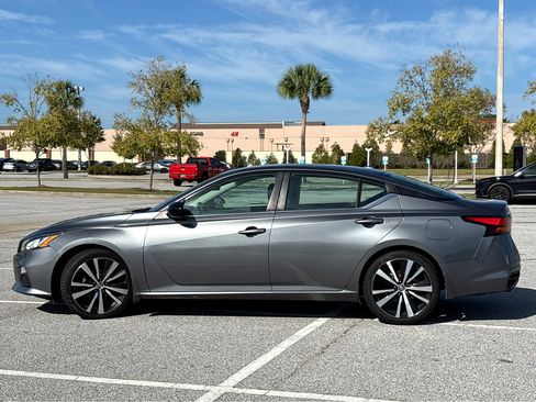Used 2022 Nissan Altima 2.5 SR image 24