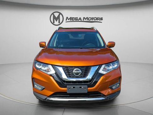 Used 2019 Nissan Rogue SL w/ Premium Package AWD/4WD image 12