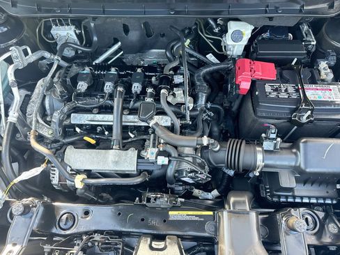 Used 2022 Nissan Kicks S FWD image 30