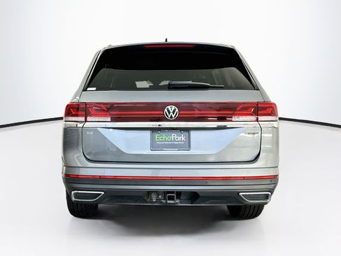 Used 2025 Volkswagen Atlas SE AWD/4WD image 7