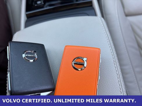 Certified 2023 Volvo XC40 B5 Plus w/ Driver Assist Package image 29