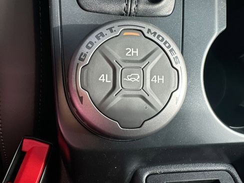 New 2025 Ford Bronco Outer Banks image 32