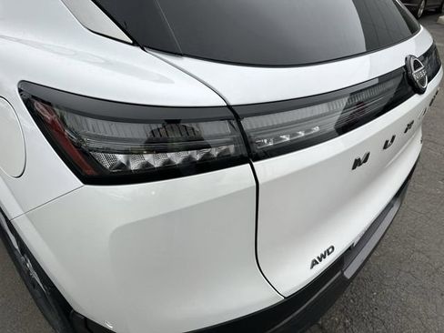 Used 2025 Nissan Murano SL AWD/4WD image 28
