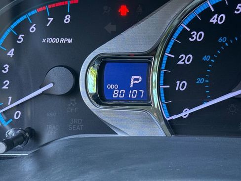 Used 2013 Toyota Sienna XLE FWD image 16